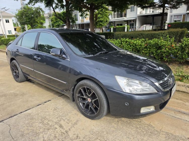 รถ Honda Accord 3.0 V6 i-VTEC สี เทา