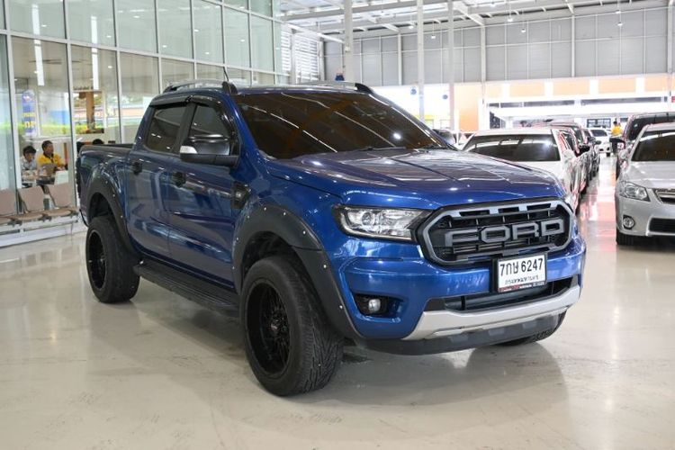 รถ Ford Ranger 2.2 Hi-Rider XLT สี น้ำเงิน