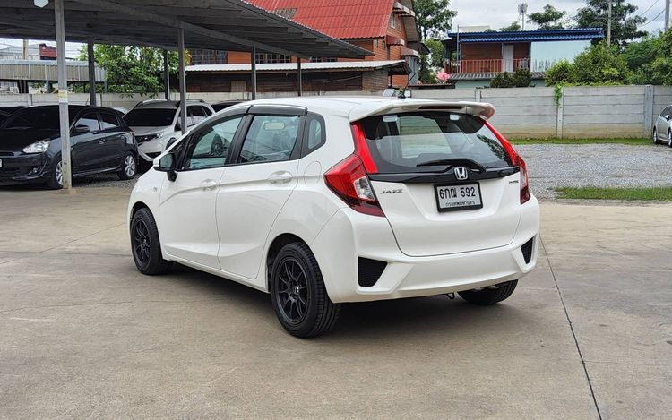 Honda Jazz 2017 1.5 S Sedan เบนซิน ไม่ติดแก๊ส เกียร์อัตโนมัติ ขาว รูปที่ 4
