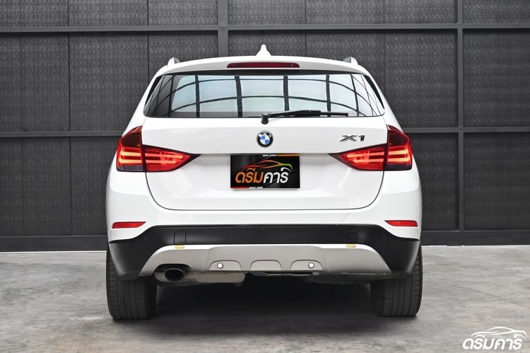 BMW X1 2014 2.0 sDrive18d xLine Utility-car เบนซิน ไม่ติดแก๊ส เกียร์อัตโนมัติ ขาว รูปที่ 4