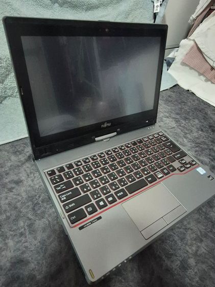 Fujitsu Lifebook วินโดว์ 8 กิกะไบต์ โน๊ตบุ้ค