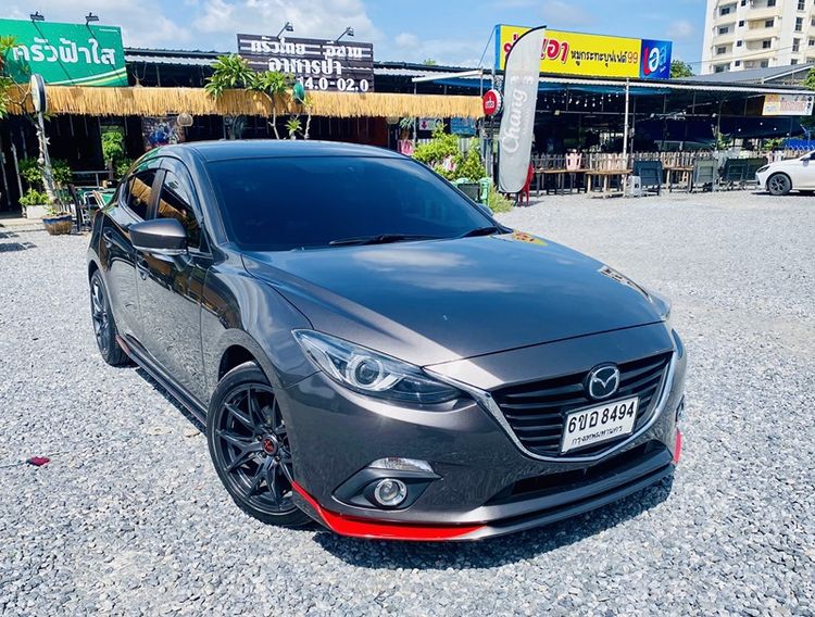 Mazda Mazda3 2017 2.0 S Sports Sedan เบนซิน ไม่ติดแก๊ส เกียร์อัตโนมัติ น้ำตาล รูปที่ 2