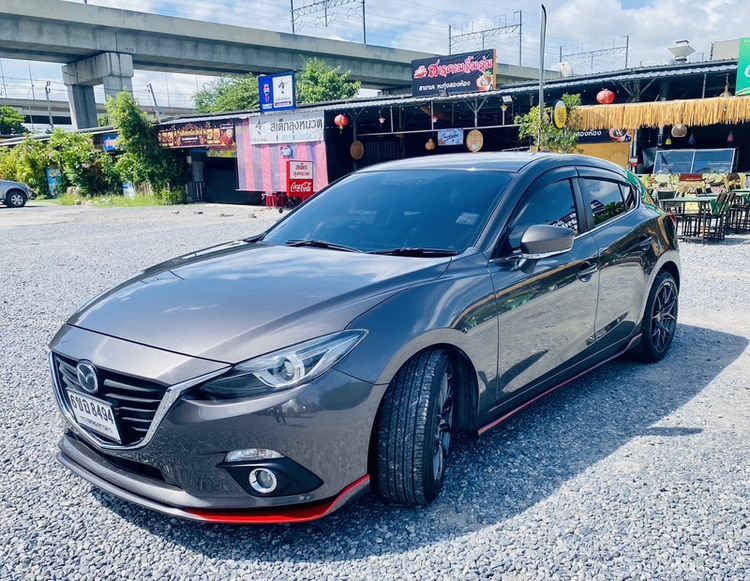 Mazda Mazda3 2017 2.0 S Sports Sedan เบนซิน ไม่ติดแก๊ส เกียร์อัตโนมัติ น้ำตาล รูปที่ 3