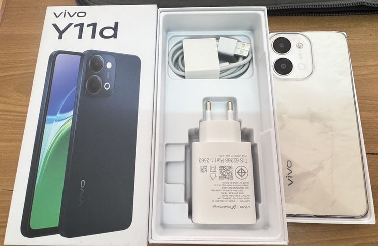 Vivo อื่นๆ 8 GB มือถือ