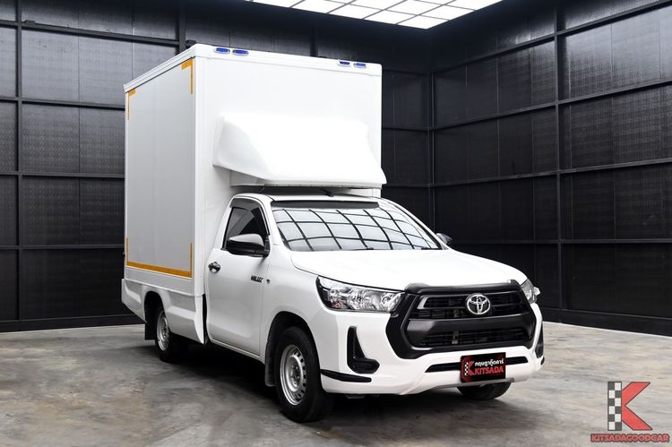 รถ Toyota Hilux Revo 2.4 Entry สี ขาว