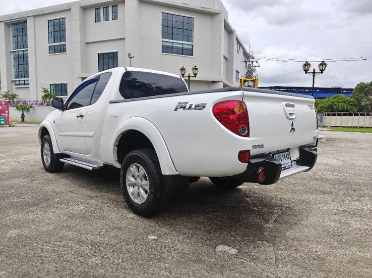 Mitsubishi Triton 2015 2.5 GLS Plus Pickup ดีเซล ไม่ติดแก๊ส เกียร์ธรรมดา ขาว รูปที่ 3