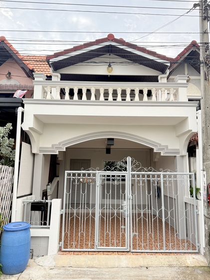 ขายด่วน ทาวน์เฮาส์หมู่บ้านสำเร็จวิลล์ 1 2 ชั้น