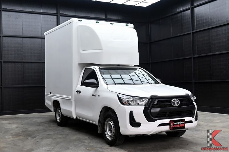 รถ Toyota Hilux Revo 2.4 Entry สี ขาว