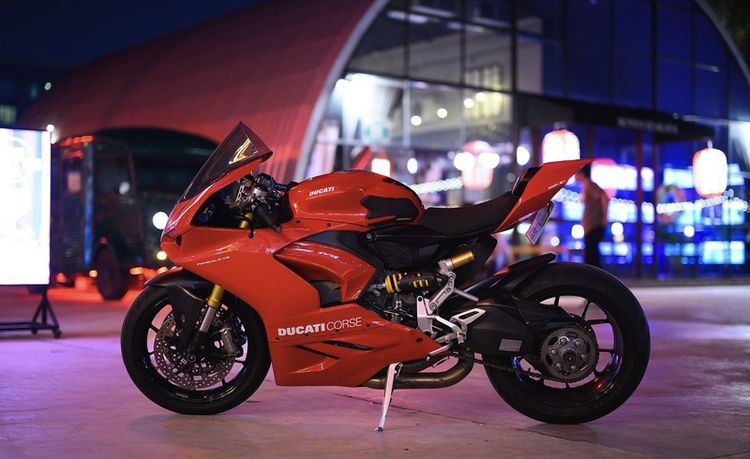 Ducati panigale v2 รูปที่ 3