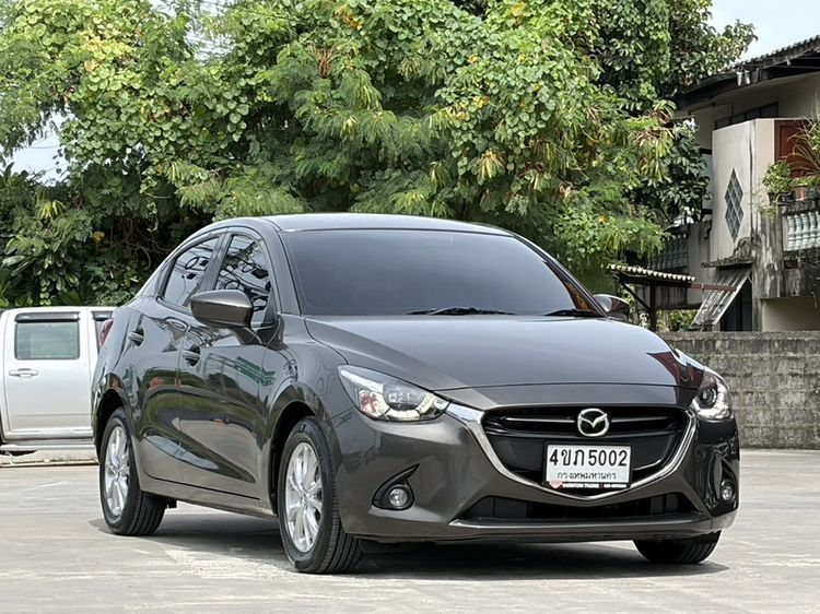 รถ Mazda Mazda 2 1.3 High Plus สี น้ำตาล
