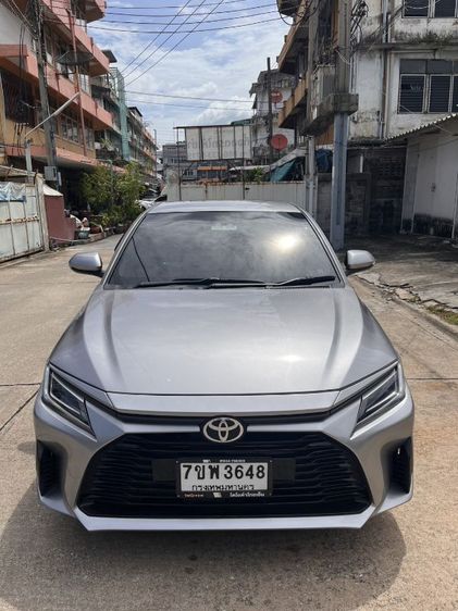 รถ Toyota Yaris ATIV 1.2 Premium สี เทา