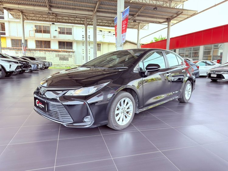 Toyota Altis 2022 1.6 G Sedan เบนซิน ไม่ติดแก๊ส เกียร์อัตโนมัติ ดำ รูปที่ 2
