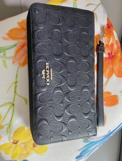 กระเป๋าสตางค์ Coach แท้  มีการ์ดและป้ายราคา  โค้ช แท้ รูปที่ 17