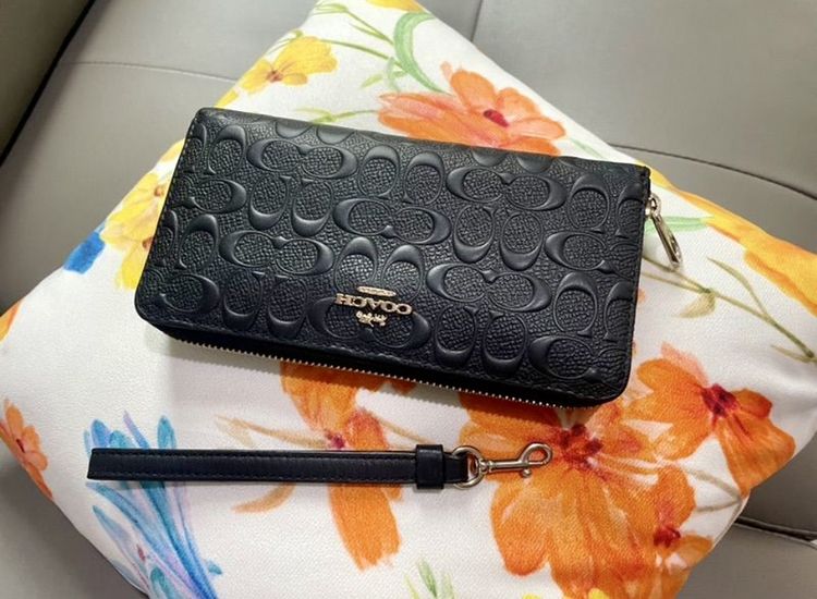 หนังแท้ หญิง ดำ กระเป๋าสตางค์ Coach แท้  มีการ์ดและป้ายราคา  โค้ช แท้