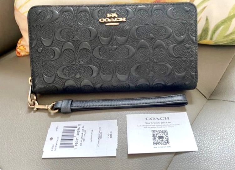 กระเป๋าสตางค์ Coach แท้  มีการ์ดและป้ายราคา  โค้ช แท้ รูปที่ 12