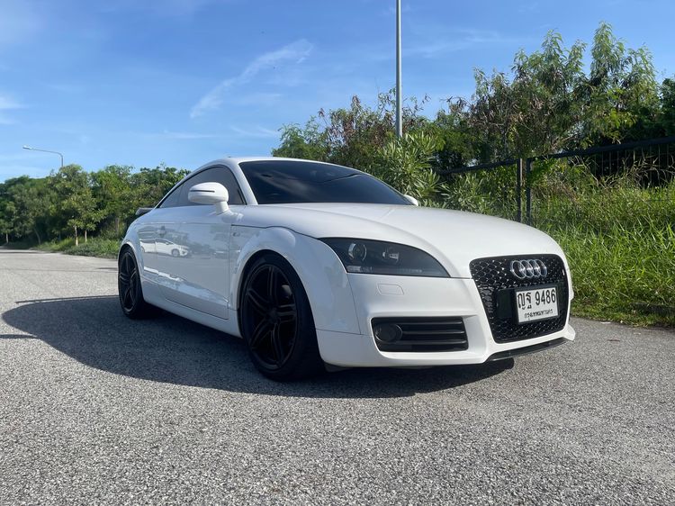 Audi Audi TT  2010 2.0 S Line Sedan เบนซิน ไม่ติดแก๊ส เกียร์อัตโนมัติ ขาว รูปที่ 4