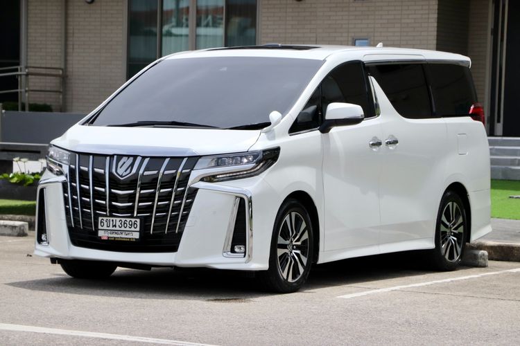 Toyota Alphard 2022 2.5 S C-Package Van เบนซิน ไม่ติดแก๊ส เกียร์อัตโนมัติ ขาว