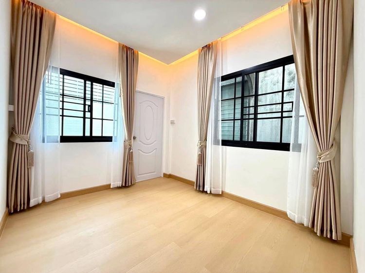 บ้านสวย รีโนเวทใหม่ พร้อมเข้าอยู่ รูปที่ 3