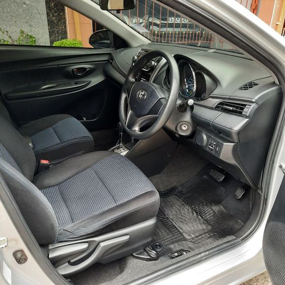 Toyota Vios 2016 1.5 E Sedan เบนซิน ไม่ติดแก๊ส เกียร์อัตโนมัติ บรอนซ์เงิน รูปที่ 4