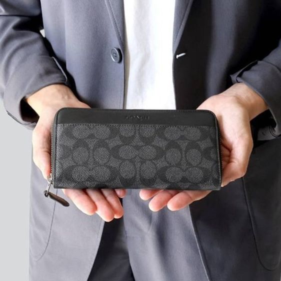 กระเป๋าสตางค์ใบยาว coach Men​ CY405