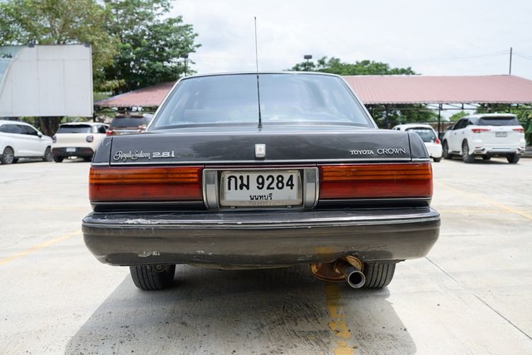 Toyota Crown 1990 2.8 Super Saloon Sedan เบนซิน ดำ รูปที่ 4
