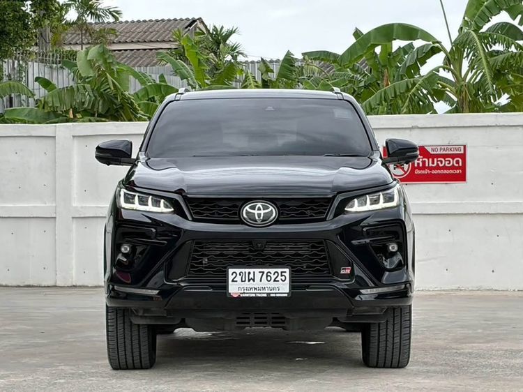 Toyota Fortuner 2022 2.8 GR Sport Black Top 4WD Utility-car ดีเซล ไม่ติดแก๊ส เกียร์อัตโนมัติ ดำ รูปที่ 2