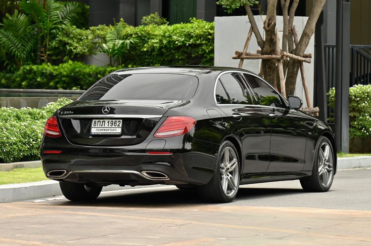 Mercedes-Benz E-Class 2019 E350e Sedan ปลั๊กอินไฮบริด (PHEV) ไม่ติดแก๊ส เกียร์อัตโนมัติ ดำ รูปที่ 4