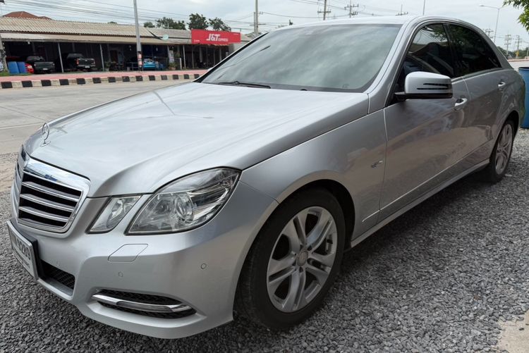Mercedes-Benz E-Class 2012 E250 CGI Sedan เบนซิน เกียร์อัตโนมัติ บรอนซ์เงิน รูปที่ 2