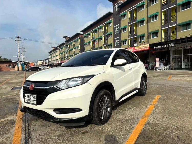 Honda HR-V 2015 1.8 E Sedan เบนซิน ไม่ติดแก๊ส เกียร์อัตโนมัติ ขาว รูปที่ 4