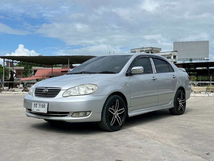 รถ Toyota Altis 1.6 E สี เทา