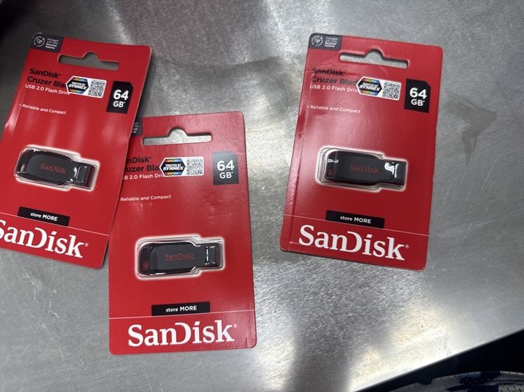 64 GB SAN DISK CRUZER