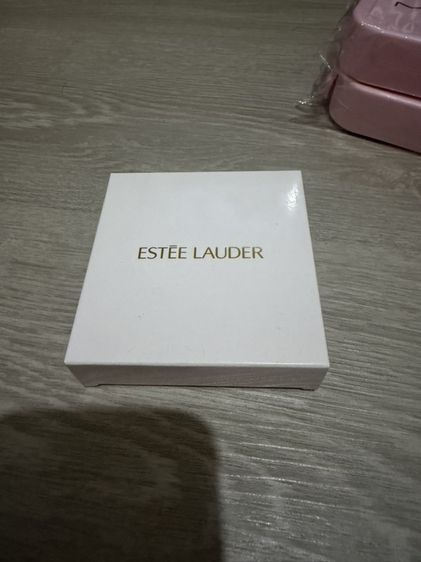 กระจกพกพาแบรนด์ Estee ไม่เคยใช้ 400 รูปที่ 3