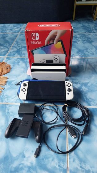 เครื่องเกมส์นินเทนโด Nintendo Switch OLED HEG-001 เครื่องแท้ JAPAN มือสอง