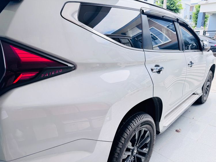 รถ Mitsubishi Pajero Sport 2.4 Elite Edition 4Wd สี ขาว