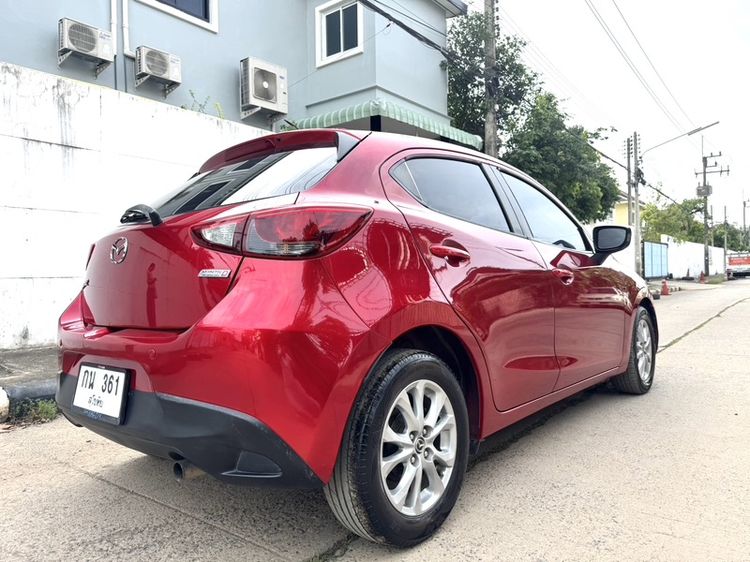Mazda Mazda 2 2016 1.5 S Sedan ดีเซล ไม่ติดแก๊ส เกียร์อัตโนมัติ แดง รูปที่ 3