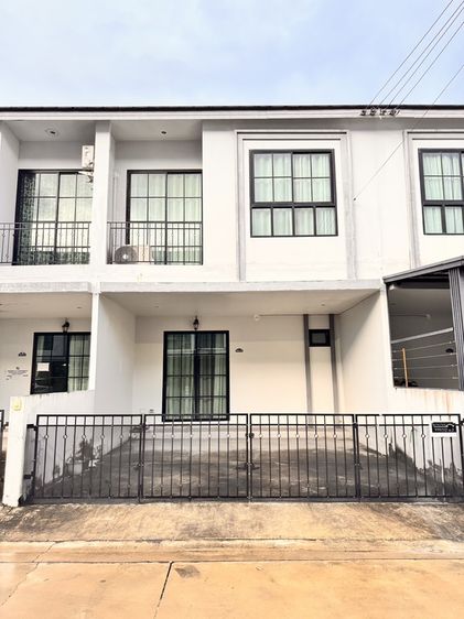 มีบางส่วน 2018 ขายทาวน์โฮม 2 ชั้น Kent Valley มาบยางพร – ปลวกแดง ระยอง