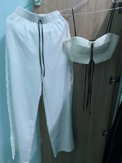 อื่นๆ อื่นๆ EU 34 ขาว ไม่มีแขน เสื้อผ้างานป้าย