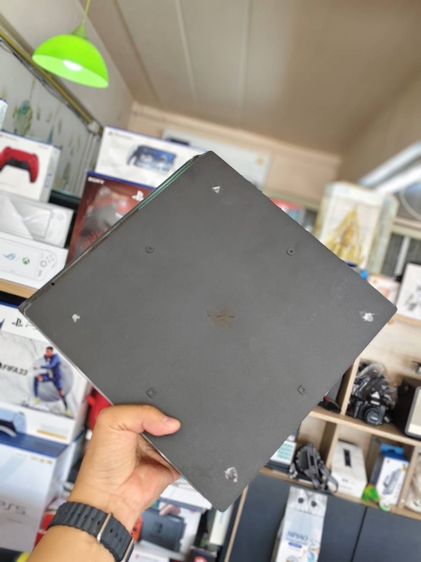- PlayStation 4 Pro 1TB Gaming Console รูปที่ 4