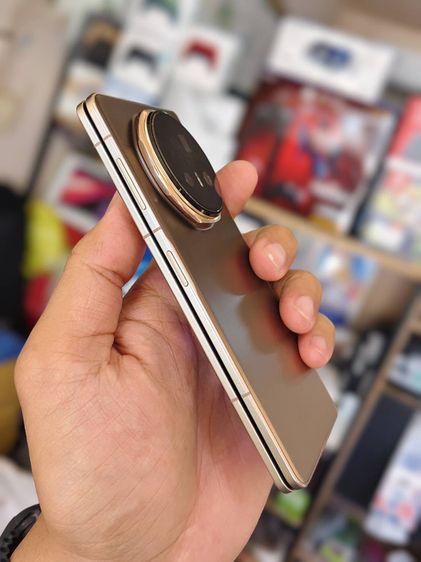 Honor Magic V5 (16+512GB) Dawning Gold (5G) รูปที่ 12