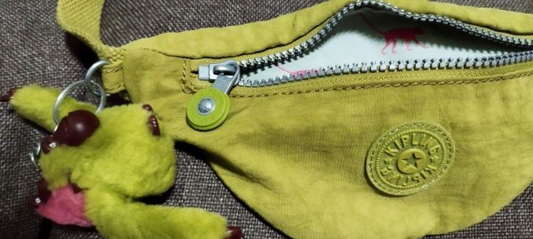 kipling กระเป๋าคาดเอวเเละอกถือไปไม่กี่ครั้ง รูปที่ 5