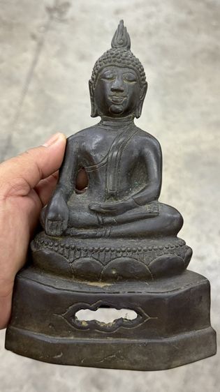 พระสิงห์กรุฝางหน้าตัก3นิ้ว