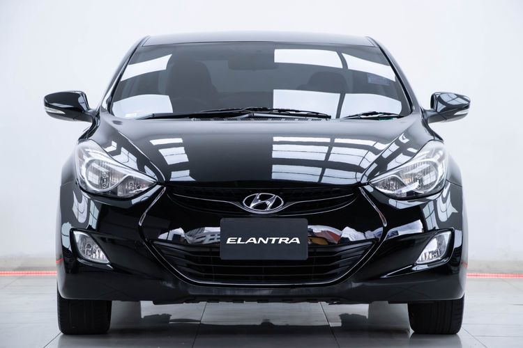 Hyundai Elantra 2013 1.8 GLS Sedan เบนซิน ไม่ติดแก๊ส เกียร์อัตโนมัติ ดำ รูปที่ 4