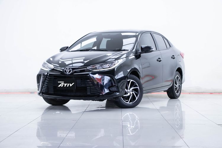 Toyota Yaris ATIV 2022 1.2 Sport Sedan เบนซิน ไม่ติดแก๊ส เกียร์อัตโนมัติ ดำ