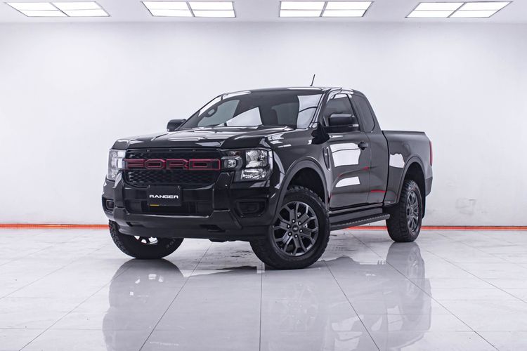 รถ Ford Ranger 2.0 Hi-Rider XL+ สี ดำ