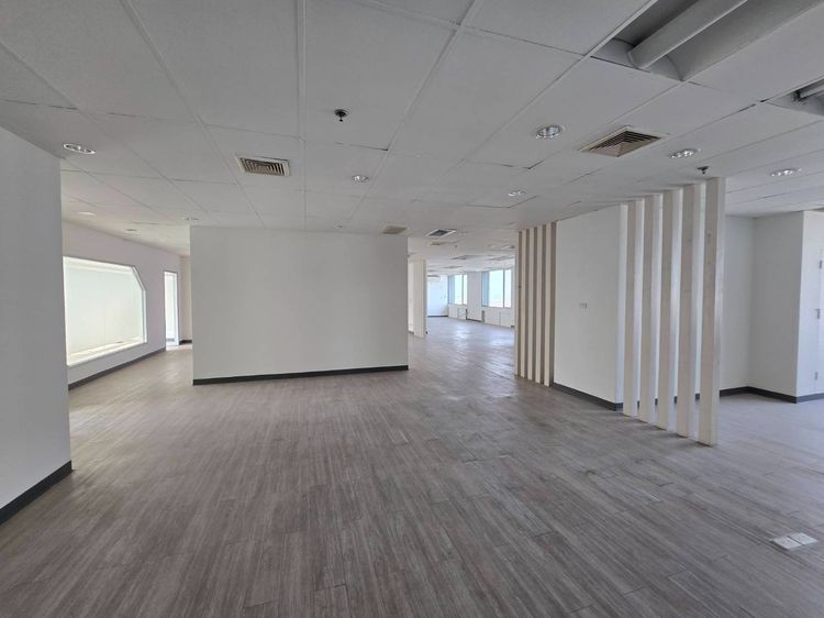 ให้เช่าสำนักงาน อาคารฟอรั่มทาวเวอร์ ชั้น 36  572 ตร.ม. ทั้งชั้นมีเพียง 1 Office ทำเลดี ใกล้ MRT ห้วยขวาง 500 ม. รูปที่ 3