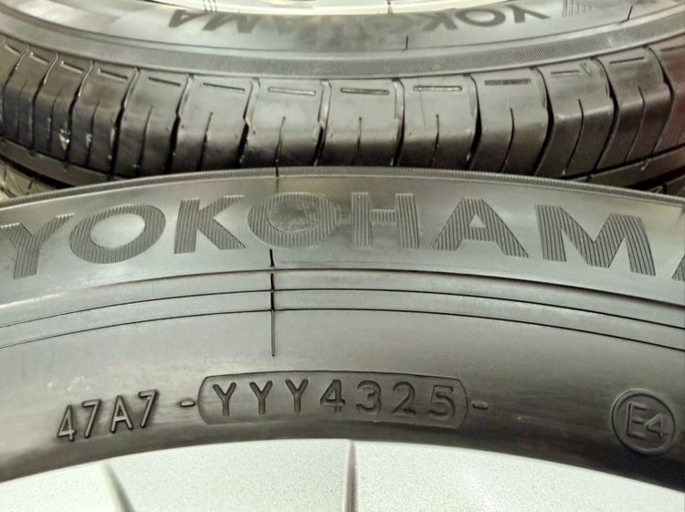 ยางถอดป้ายแดงขอบ 16” ยี่ห้อ YOKOHAMA รุ่น BLUEARTH VAN ขนาด 235-65R16 ปลายปี 25 พื้นปี 26 ตุ่มหน้ายางยังอยู่ครบ รูปที่ 2