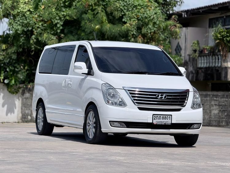 รถ Hyundai Grand Starex 2.5 VIP สี ขาว