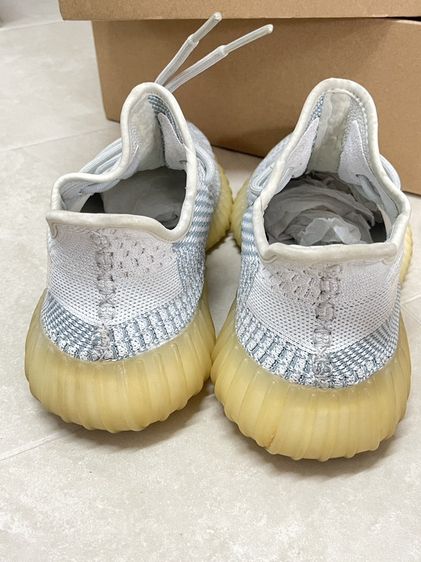 Adidas Yeezy Boost 350 V2 รูปที่ 3