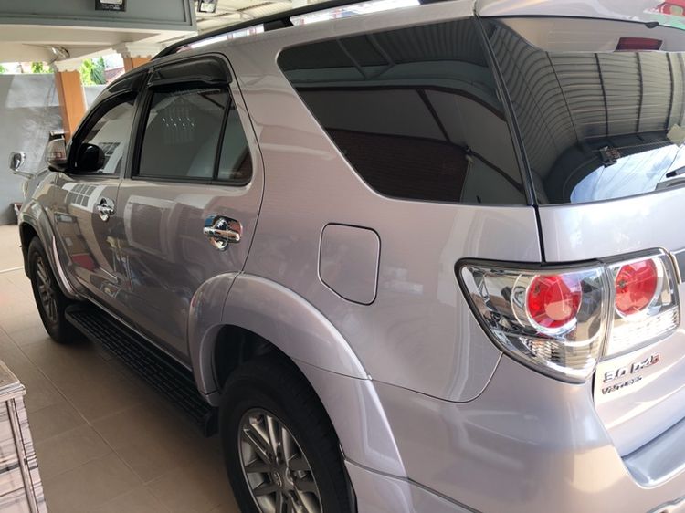 Toyota Fortuner 2012 3.0 V 2WD Champ Midnight Shine Utility-car ดีเซล ไม่ติดแก๊ส เกียร์อัตโนมัติ เทา รูปที่ 4