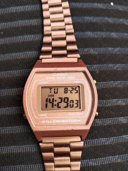 ชมพู Casio B640WC-5A สี Pink Gold ⌚️💰 ราคา 990 บาท (ต่อรองได้)Casio B640WC-5A นาฬิกาดิจิทัลสไตล์ Vintageรุ่น: B640WC-5AModule: 3294กันน้ำ 5 BARฝาหลัง Stainl